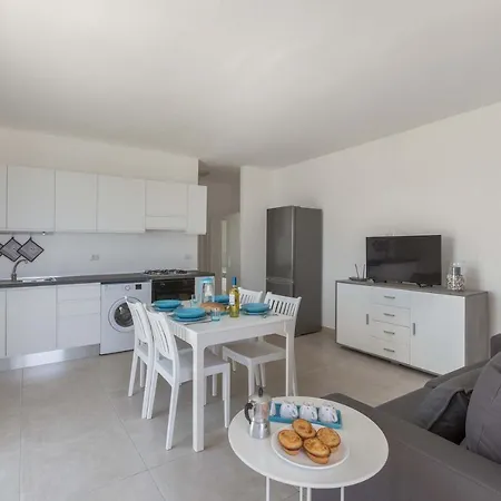 Aparthotel Marelena *