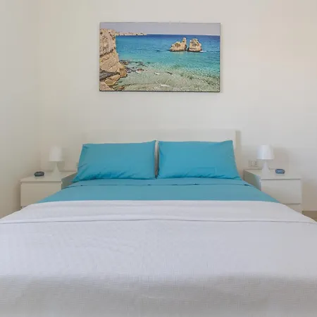 Marelena Aparthotel